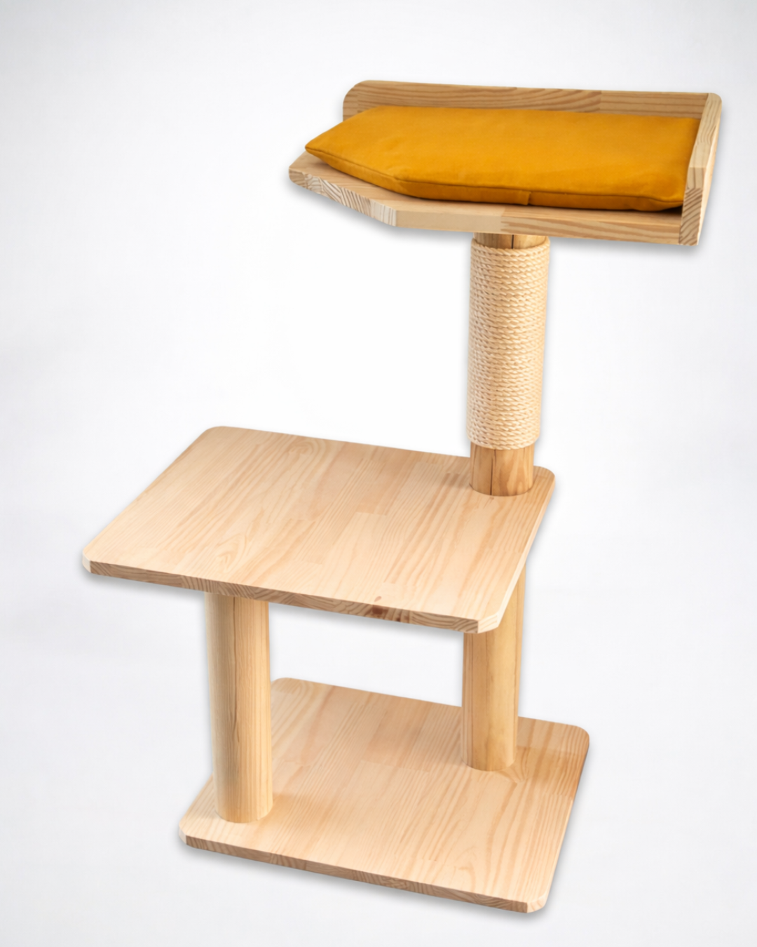 Handgefertigter Kratzbaum aus Holz: Handgefertigt, robust und elegant - Jinnkiss