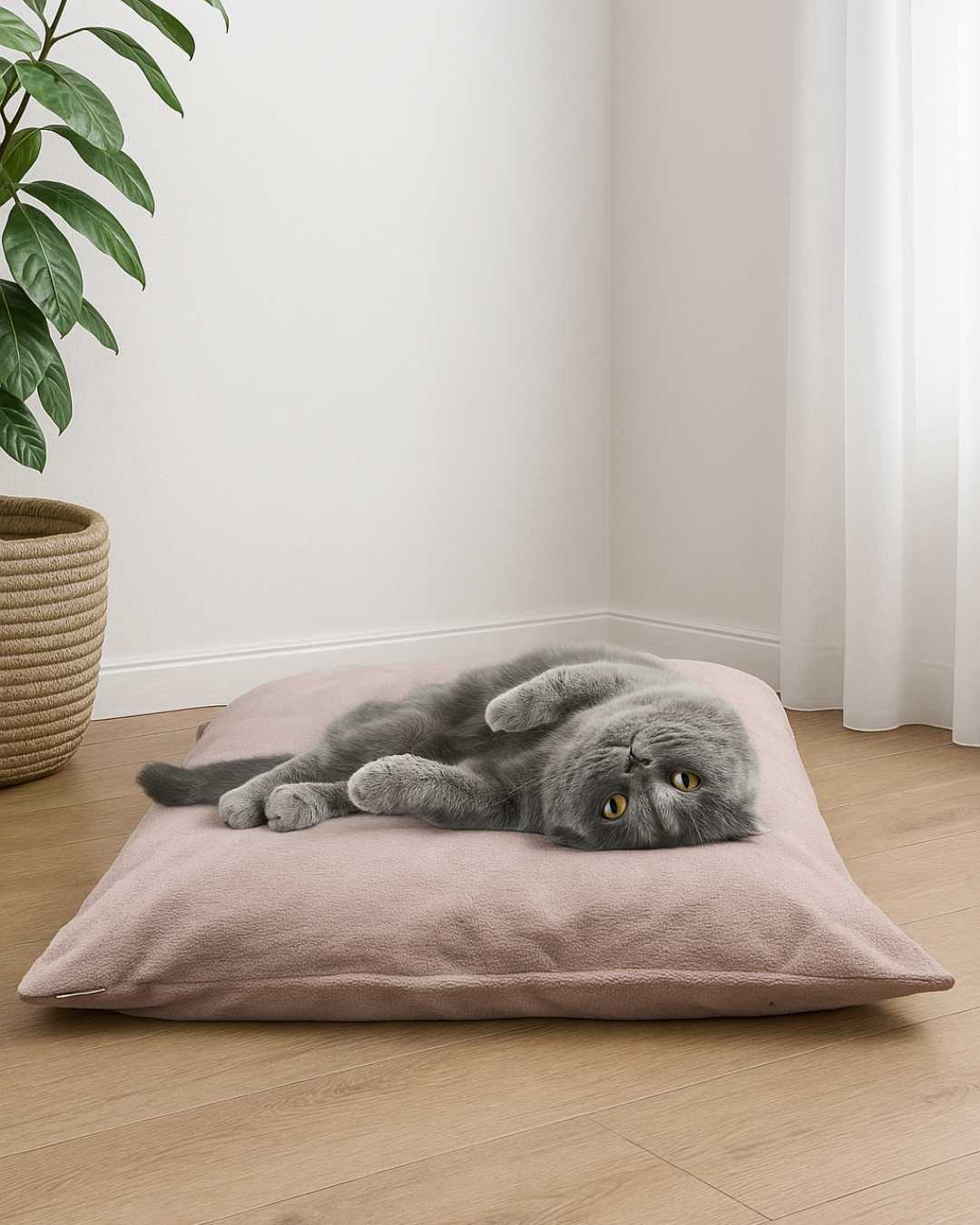 Coussin Cocoon en plaid