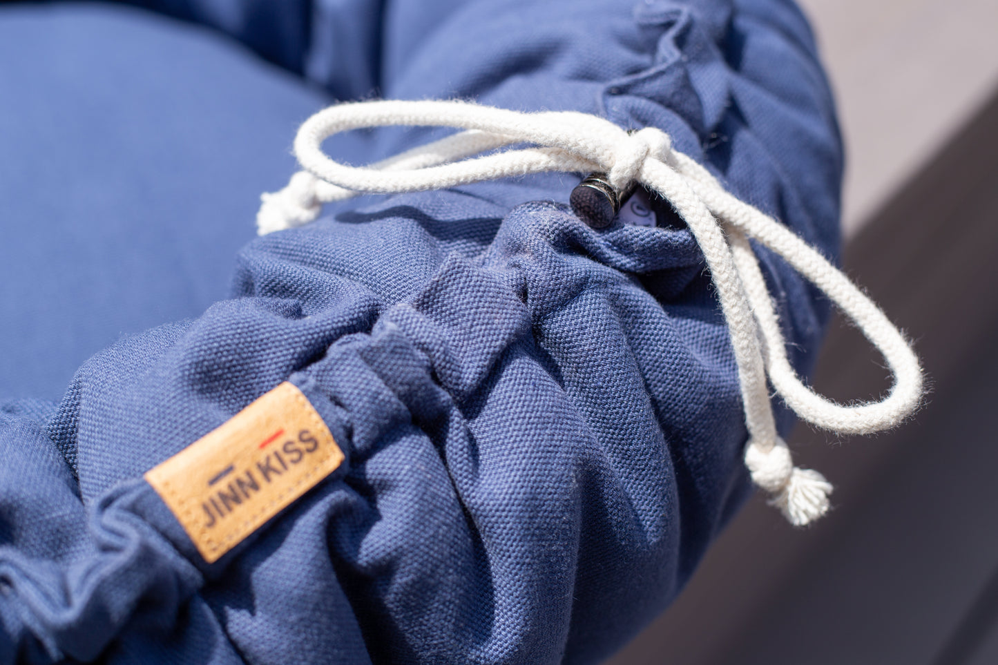 Coussin fleur Jinnkiss Bleu Marine